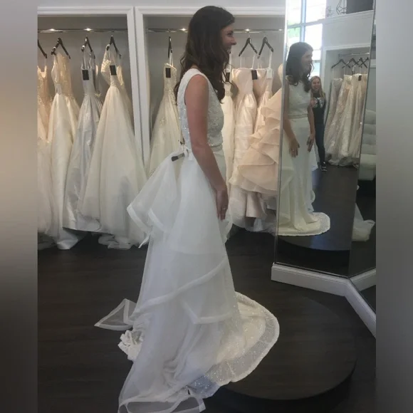 KAREN WILLIS HOLMES Wedding Dress - Picture 5 of 16